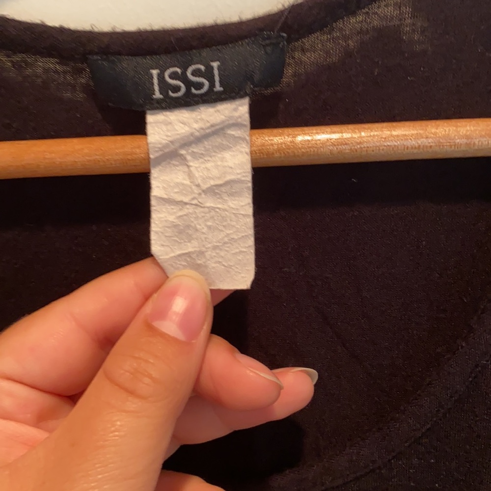 ISSI Top - Picture 3 of 4